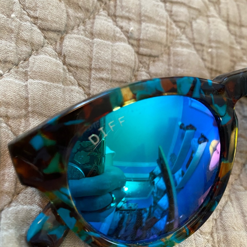 Diff sunglasses - Picture 2 of 4